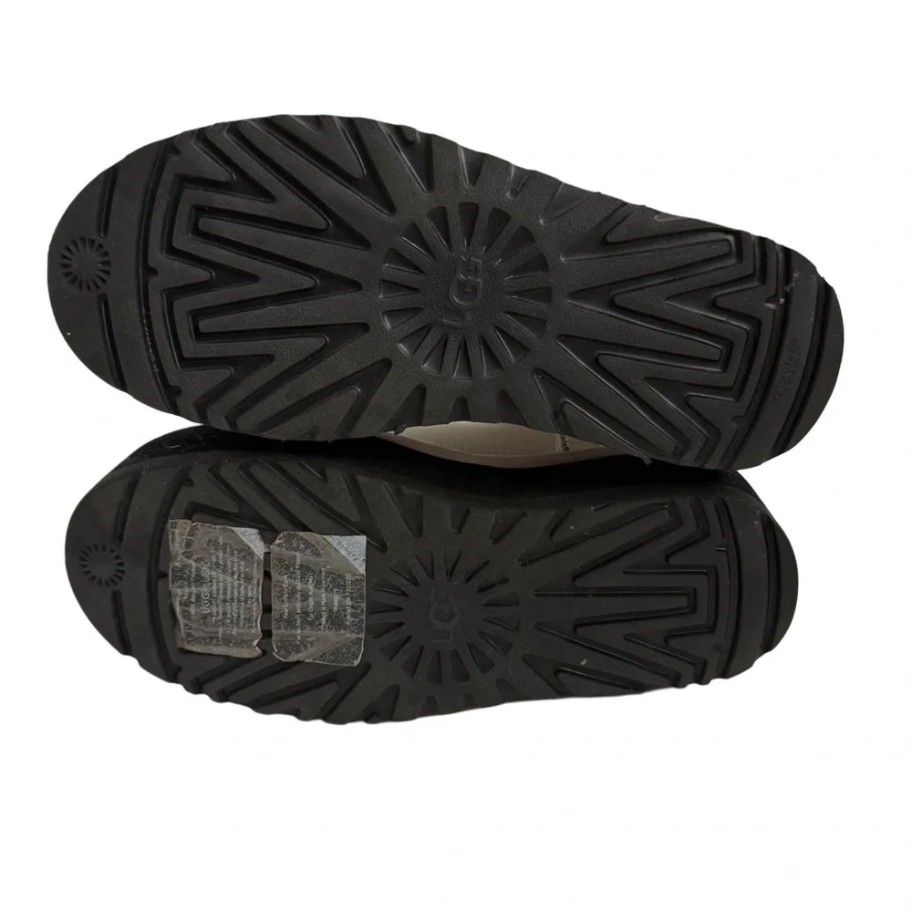 UGG neumel platform